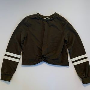 SHEIN Girls Cropped Long Sleeve Tee Shirt